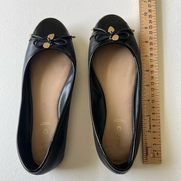 ALDO Black Patent Leather Pointed Toe Bow Ballet Flats Sz 8 Genuine Leat… - Picture 3 of 9